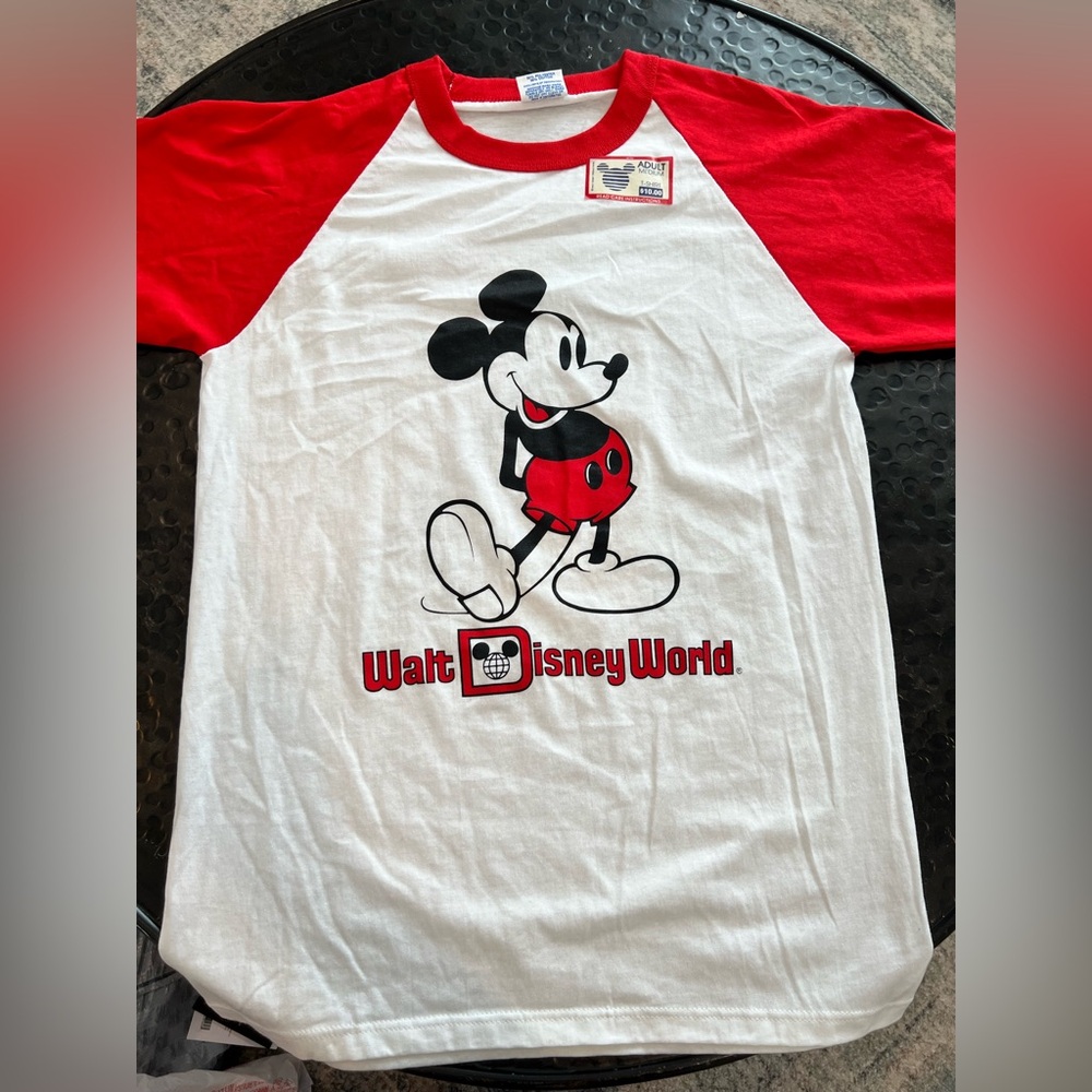 Vintage 70s 80s MICKEY MOUSE Walt Disney World shirt NEW